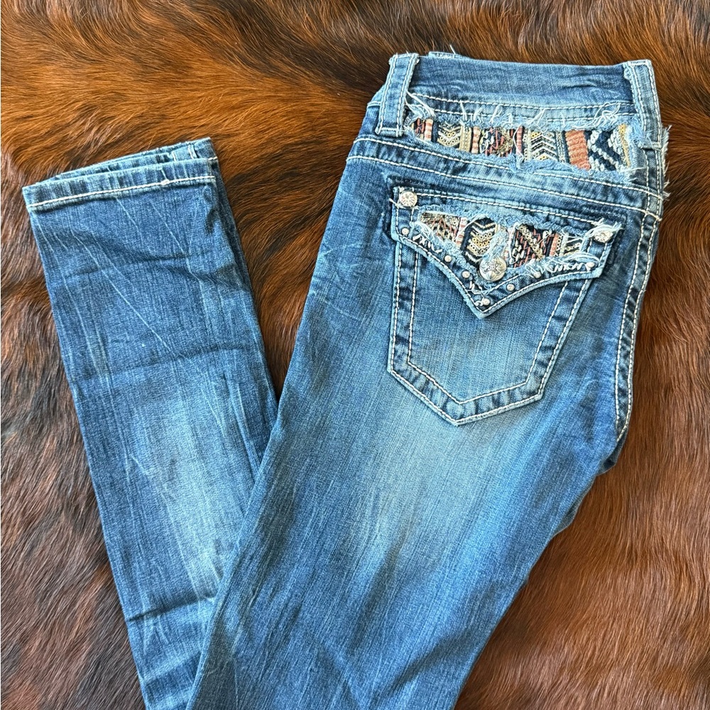 Stylish Blue Embellished Women's Jeans